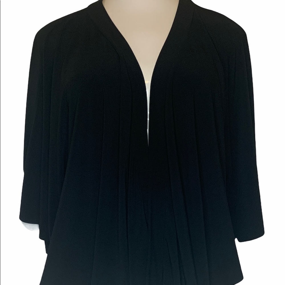 Chelsea M Black Shrug Size 3X
